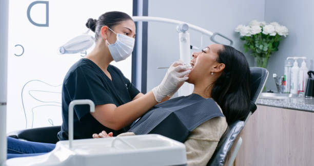 Best Tooth Extraction  in Phoenix, IL